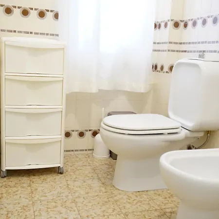 Apartamento L'angolo Di Ines E Greta- Relax, Mare E Parcheggio *