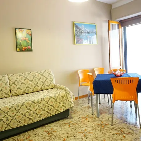 L'angolo Di Ines E Greta- Relax, Mare E Parcheggio
